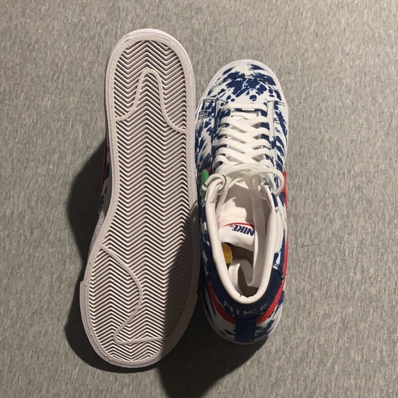 Selling Nike blazers tie die brand new - Picture 4 of 4